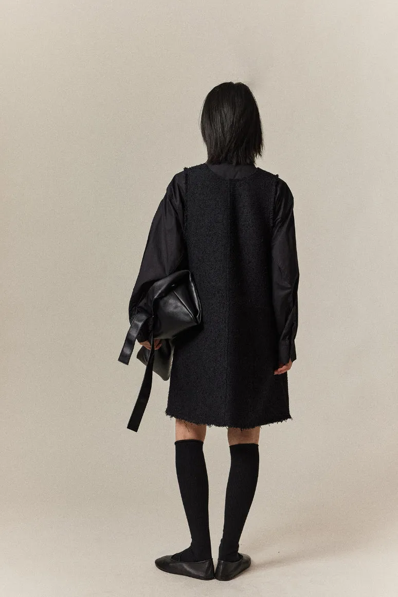 Grained U-neck raw edge vest skirt | 2 color
