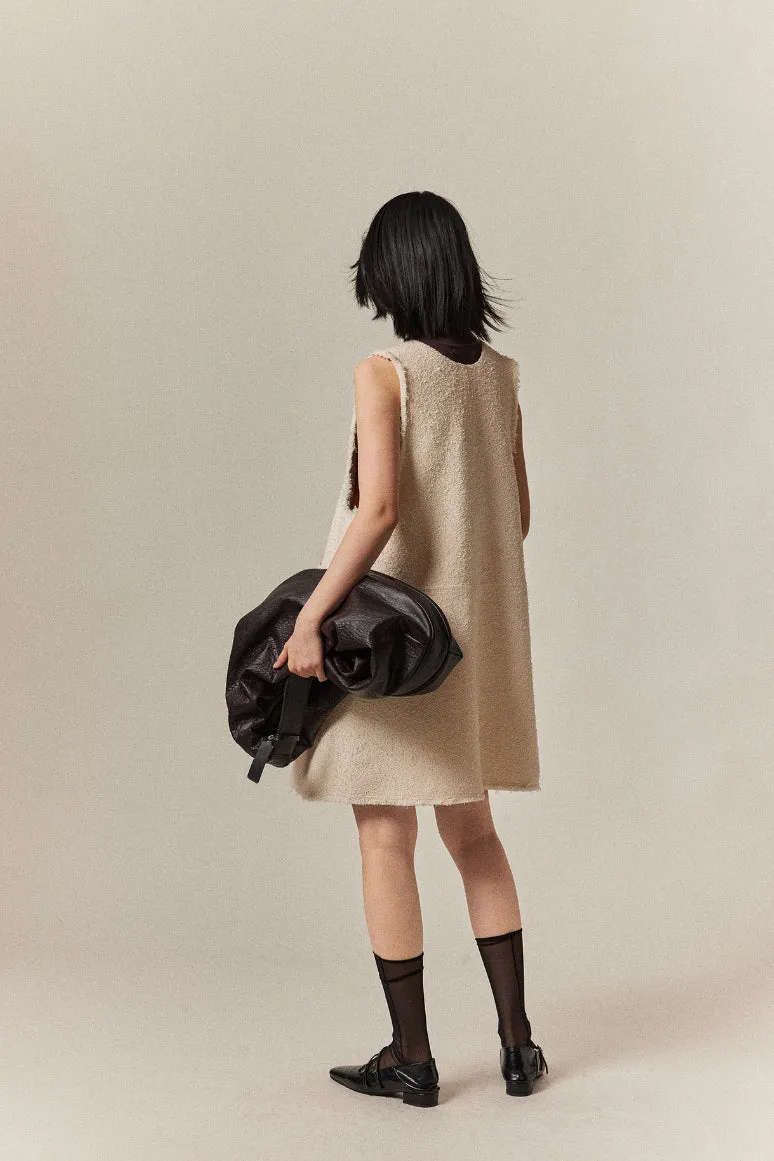 Grained U-neck raw edge vest skirt | 2 color