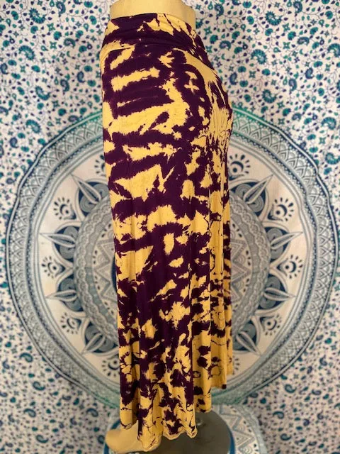 Large SheMakesShirts Long Skirt #3 (Reverse)