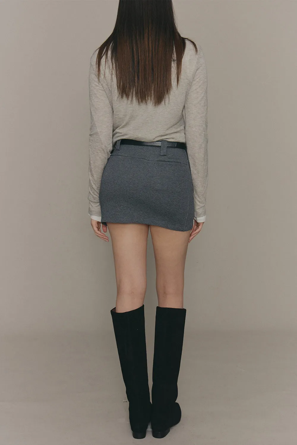 輕盈太空棉短裙（附皮帶）<br>Airy Belted Mini Skirt