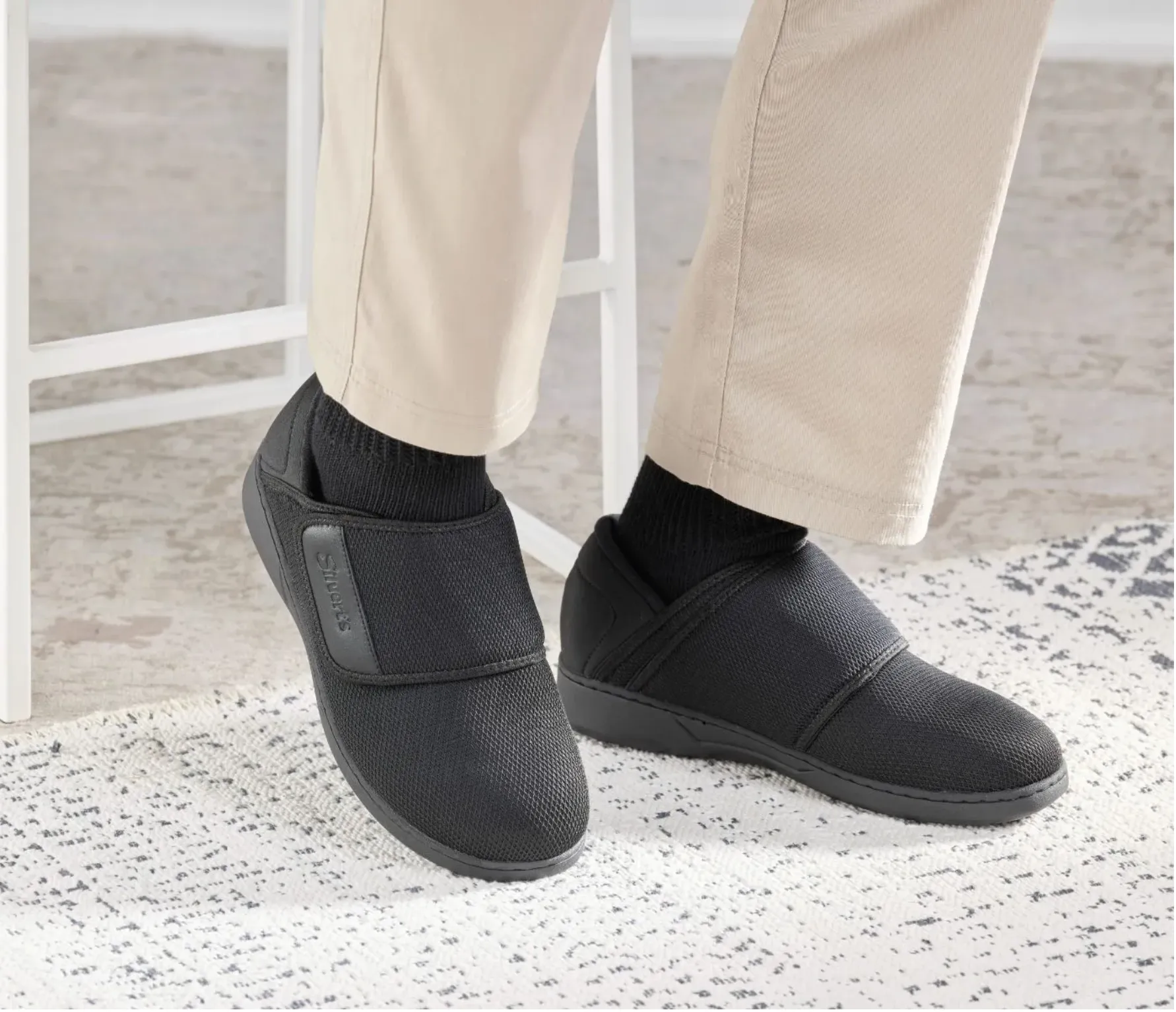 Men's Easy to Put on Shoes for Seniors