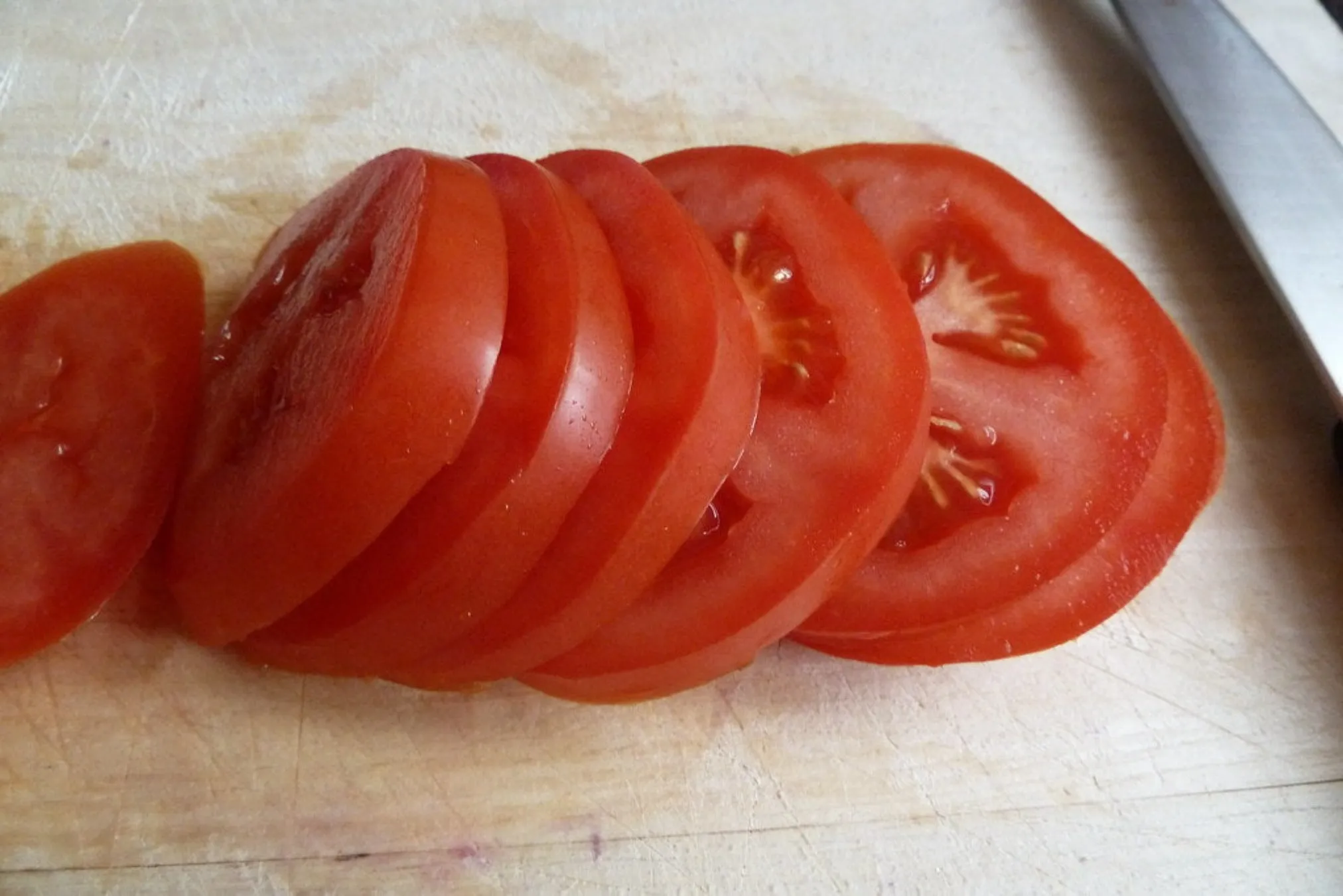 Tomato Chips™ by Hampton Foods - Lightly Seasoned, Freeze-Dried for Maximum Flavor & Nutrients